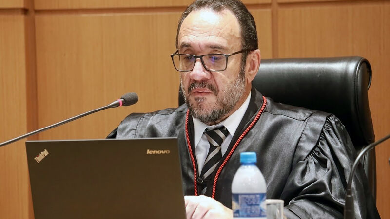 O desembargador Vladimir Abreu da Silva está afastado do TJMS desde o dia 24 de outubro de 2024
