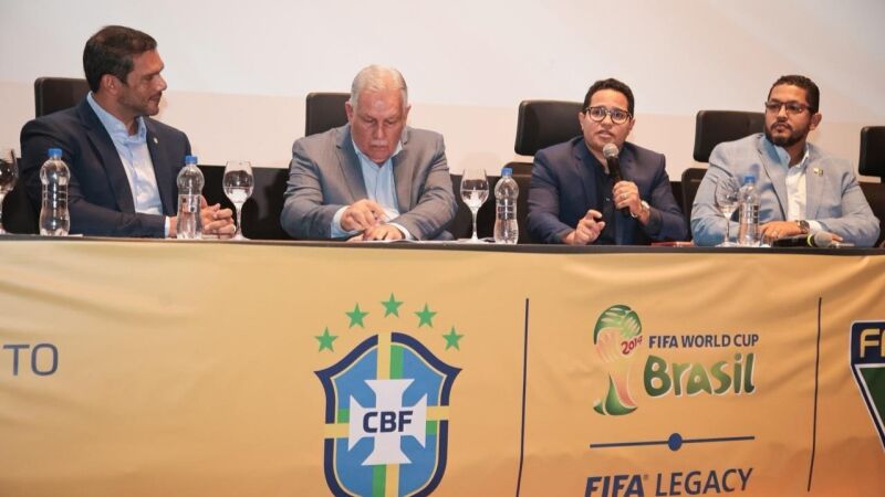 Autoridades e representantes do futebol participam de evento da CBF em Campo Grande durante visita de Samir Xaud à Capital.