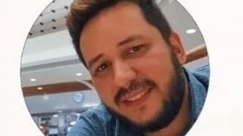 Fábio Rodrigues da Silva, de 42 anos, morreu após sofrer um mal súbito enquanto acompanhava uma partida de vôlei em Campo Grande.