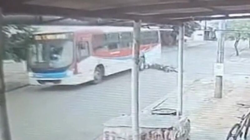 Jovem identificado como Juan Pablo, de 19 anos, não resistiu aos ferimentos e morreu ainda no local do acidente