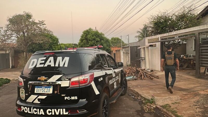 Homem de 44 anos teve a prisão preventiva cumprida pela equipe da 1ª DEAM