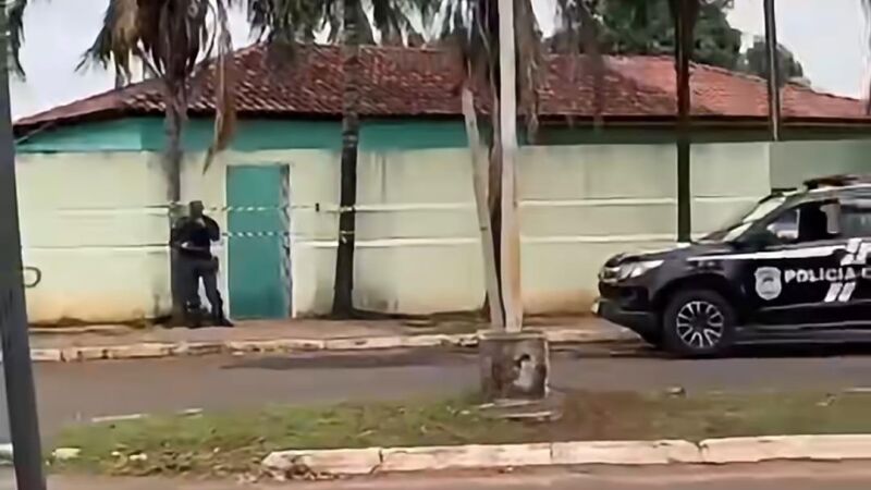 Mulheres foram encontradas mortas em residência em Rochedo