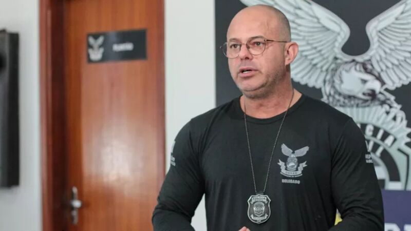Delegado Hoffman D'Ávila Cândido e Sousa se apresentou à Corregedoria da Polícia Civil após ser alvo da Operação Infiltrados, deflagrada pelo Gaeco nesta quinta-feira (24).