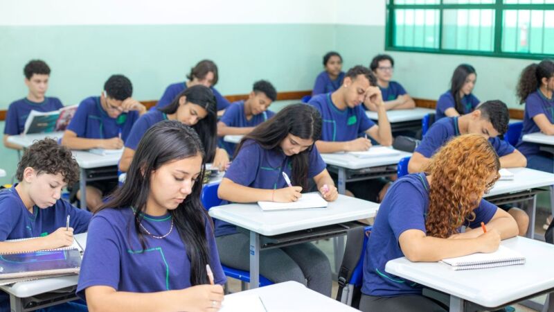 Mato Grosso do Sul supera 560 mil matrículas presenciais nas redes estadual e municipais de ensino em 2026, segundo dados preliminares do Censo Escolar.