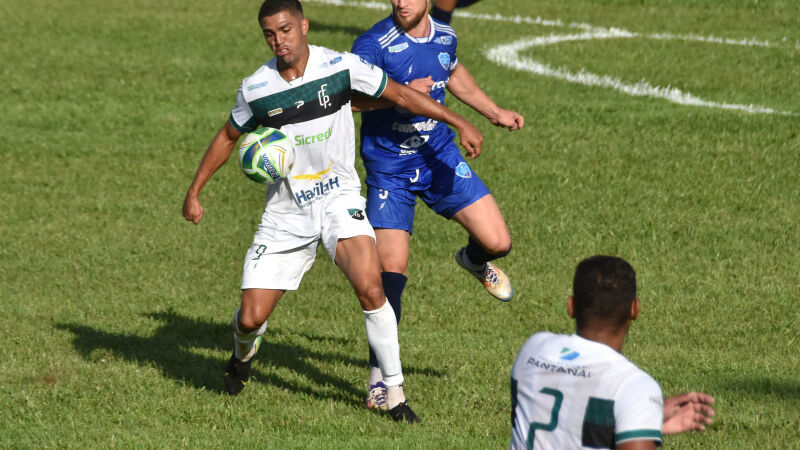 Confronto entre Pantanal e Ivinhema, em março deste ano 