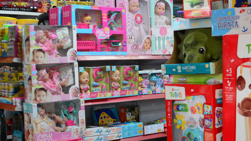Brinquedos estão entre os itens preferidos para presentear as crianças