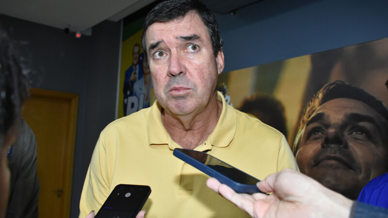 Governador Eduardo Riedel comenta resultado do 2° turno