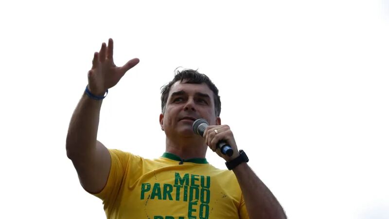 Flávio Bolsonaro teria chegado nos EUA