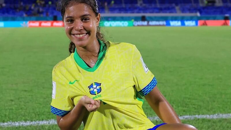 Giovanna Waksman, de 17 anos, foi incluída na lista do argentino