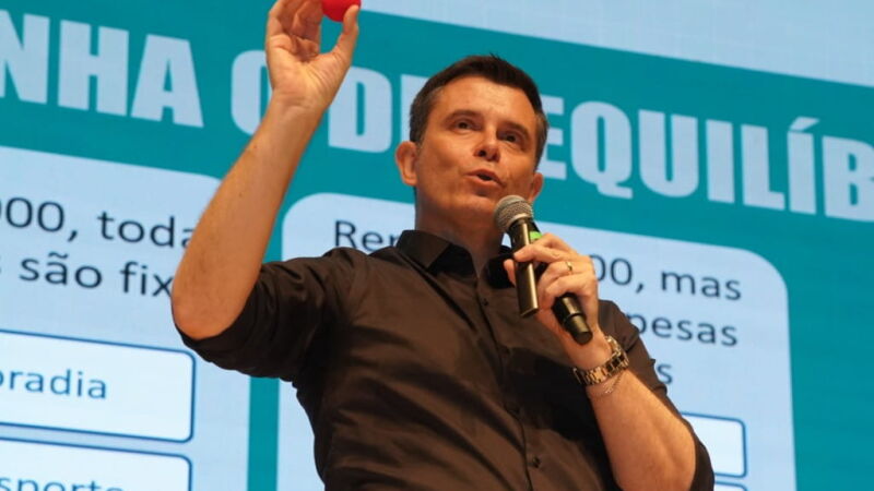 Gustavo Cerbasi é um dos principais escritores no Brasil sobre educação financeira