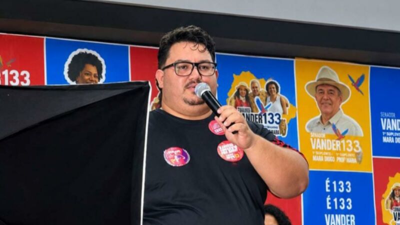 Reynood Duarte, presidente do PT de Três Lagoas, denunciou ter sido agredido por motociclista durante motociata na noite desta quarta-feira (21).