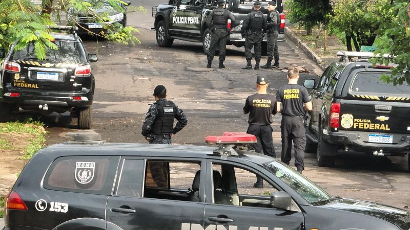 A Justiça também autorizou a inclusão de três investigados que vivem no exterior na Difusão Vermelha da Interpol