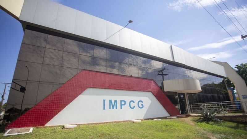 Sede do IMPCG, em Campo Grande; instituto convocou aposentados e pensionistas que não fizeram o recadastramento anual em setembro.