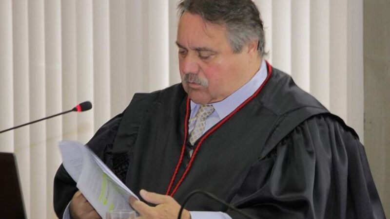 Desembargador afastado e investigado na Operação Ultima Ratio firmou acordo com o MPMS para regularizar 7,19 hectares de Cerrado e pagar R$ 8 mil por danos ambientais e climáticos.