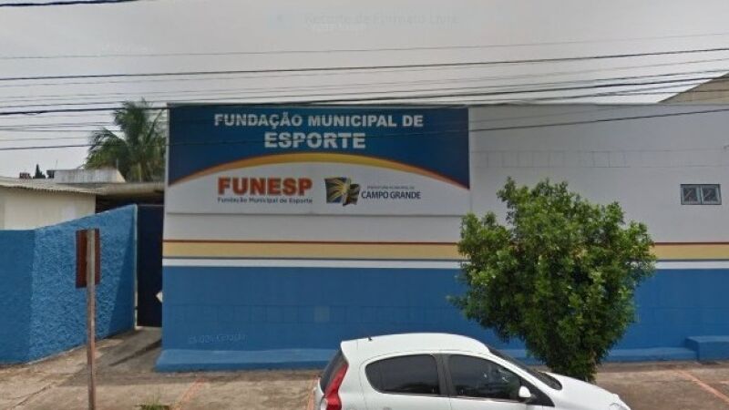 Imóvel que abriga a sede da Fundação Municipal de Esportes (Funesp), no Bairro Santa Fé, é alvo de disputa judicial por terrenos ocupados pela Prefeitura desde 1967.
