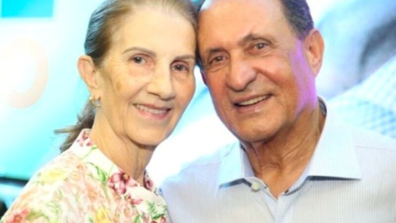Ivanilde Zanforlin Teixeira, que morreu aos 83 anos nesta quarta-feira (21), ao lado do marido, deputado estadual Zé Teixeira, com quem foi casada por 66 anos.