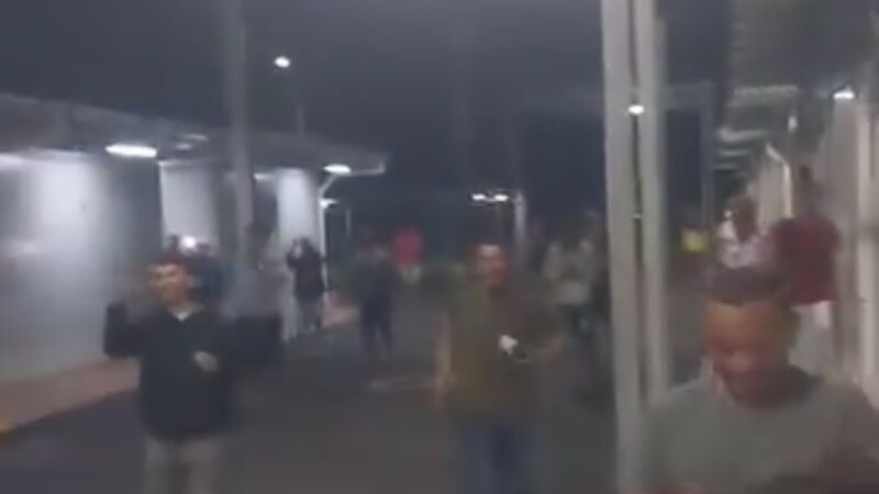 Funcionários da Arauco comemorando vitória de Lula
