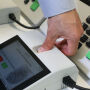 Eleitores sem cadastro biométrico podem votar normalmente no domingo