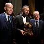 Karim Benzema vence Bola de Ouro e Vinicius Jr &eacute; 8&ordm;