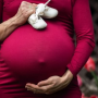 Governo de MS sanciona projeto que altera concessão de licença-maternidade de servidoras públicas  