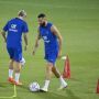 Com a sele&ccedil;&atilde;o francesa na Copa, Benzema sai lesionado de 1&ordm; treino