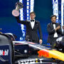 Red Bull e Max Verstappen recebem troféus pelos títulos conquistados em 2022 na F-1