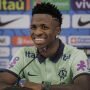 Vinicius Junior aprende com Modric, mas n&atilde;o esconde idolatria por Neymar