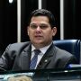 Alcolumbre trava tramita&ccedil;&atilde;o da PEC do fim da 6x1 no Senado