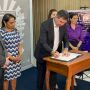 Governo firma parcerias para oferecer mais seguran&ccedil;a e acolhimento a mulheres v&iacute;timas de viol&ecirc;ncia