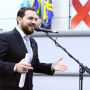 Preso nesta 4&ordf; feira, Claudinho Serra reassumiu como vereador no m&ecirc;s passado