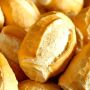 Bebê de 14 meses morre após engasgar com pão francês
