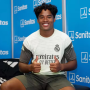 Endrick assume camisa 9 do Real Madrid no dia da renovação de Gonçalo Díaz e comemora