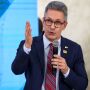 Zema renuncia ao governo de MG faz discurso em tom eleitoral: 'Brasil est&aacute; sendo destru&iacute;do'