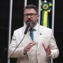 Pollon retira apoio &agrave; escala 6x1 e resgata projeto que dobra tempo de f&eacute;rias anuais