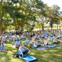 Festival de Yoga promove pr&aacute;ticas de medita&ccedil;&atilde;o e alongamento no Parque das Na&ccedil;&otilde;es no domingo (21)