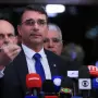 Rejei&ccedil;&atilde;o a Fl&aacute;vio Bolsonaro sobe para 56%; rejei&ccedil;&atilde;o a Lula segue em 53%