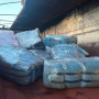 PRF apreende 430 kg de droga em carga de min&eacute;rio de ferro na fronteira com a Bol&iacute;via 