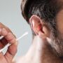 Hastes flexíveis podem causar lesões e infecções nos ouvidos, alerta otorrinolaringologista
