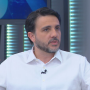 Renan Santos chama Fl&aacute;vio de 'criminoso': 'Est&aacute; em Bras&iacute;lia para fazer neg&oacute;cios'