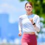 Quem tem endometriose pode correr? Entenda com especialista quando &eacute; preciso adaptar o treino