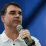 Dino sequestrou 'Dark Horse' para usar contra mim, diz Fl&aacute;vio