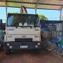 Cinco caminhões retiram de galpão R$ 2,5 milhões em equipamentos roubados