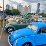 Evento re&uacute;ne 300 carros antigos com Fusca, Kombi e outras rel&iacute;quias