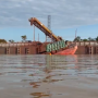 Marinha investiga afundamento de barca&ccedil;a com min&eacute;rio em porto de Corumb&aacute;