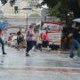 Chuva causa queda de árvores e deixa bairros sem energia