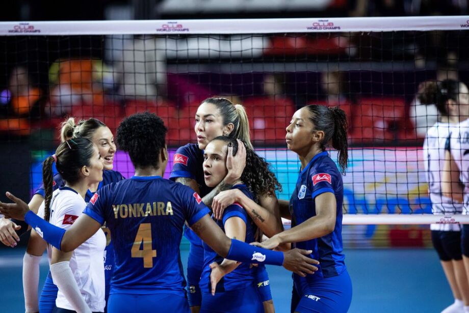 Clube brasileiro segue na disputa 