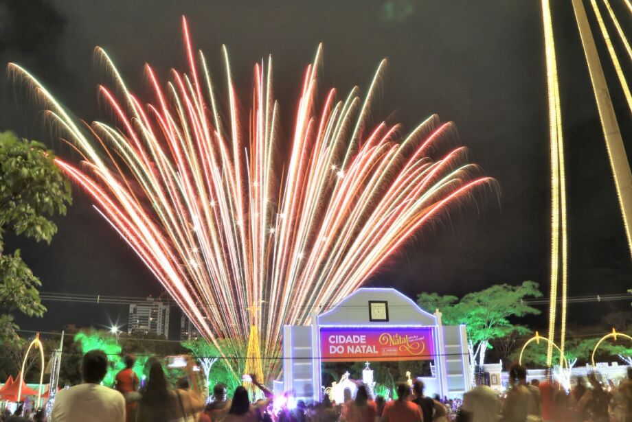 Com 250 mil visitas, Cidade do Natal encerra atrações neste fim de semana - Correio do Estado Com 250 mil visitas, Cidade do Natal encerra atrações neste fim de semana - Correio do Estado