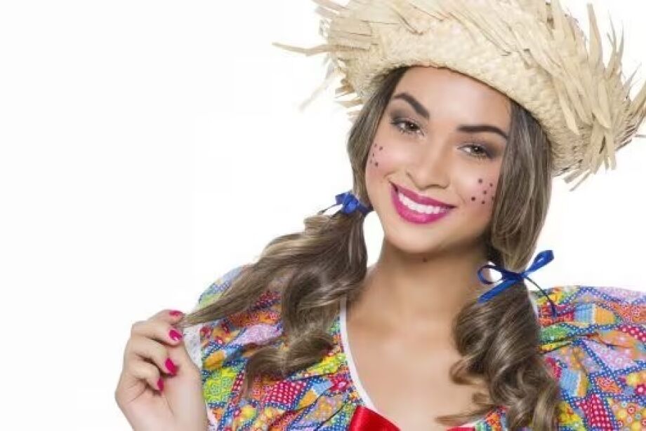 Look Festa Junina: 47 Inspirações para Arrasar em 2023!