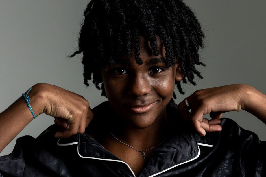 O ator Miguel Rômulo é Capa do Correio B+ desta semana