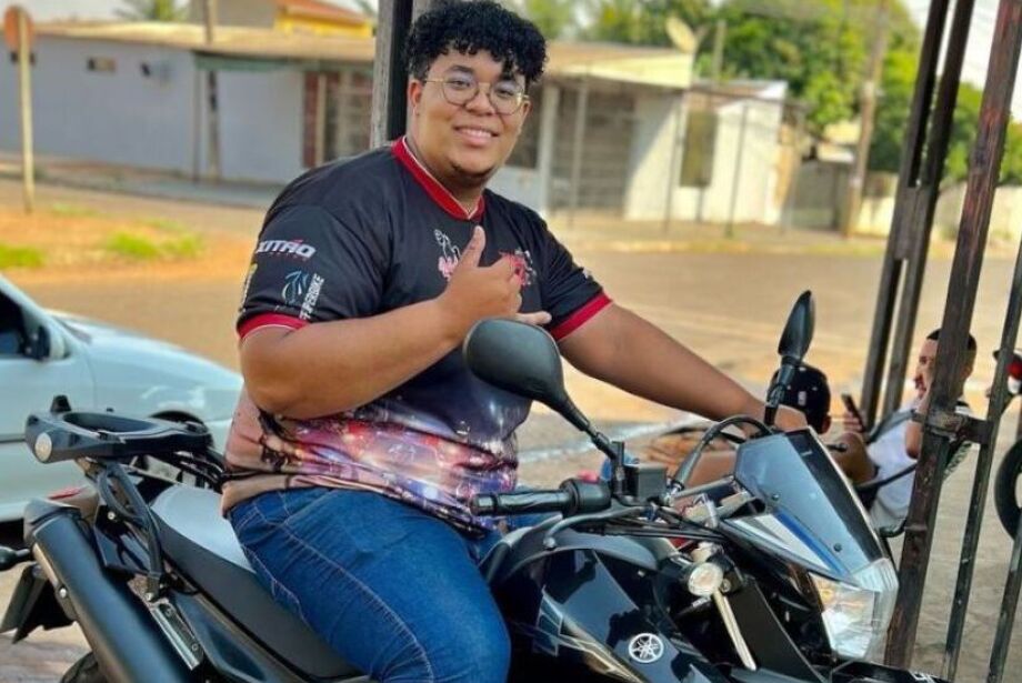 Influencer "Cata Click" afirma ter ca&iacute;do em uma arma&ccedil;&atilde;o